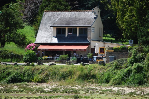 la_foret_fouesnant_quartier_ete